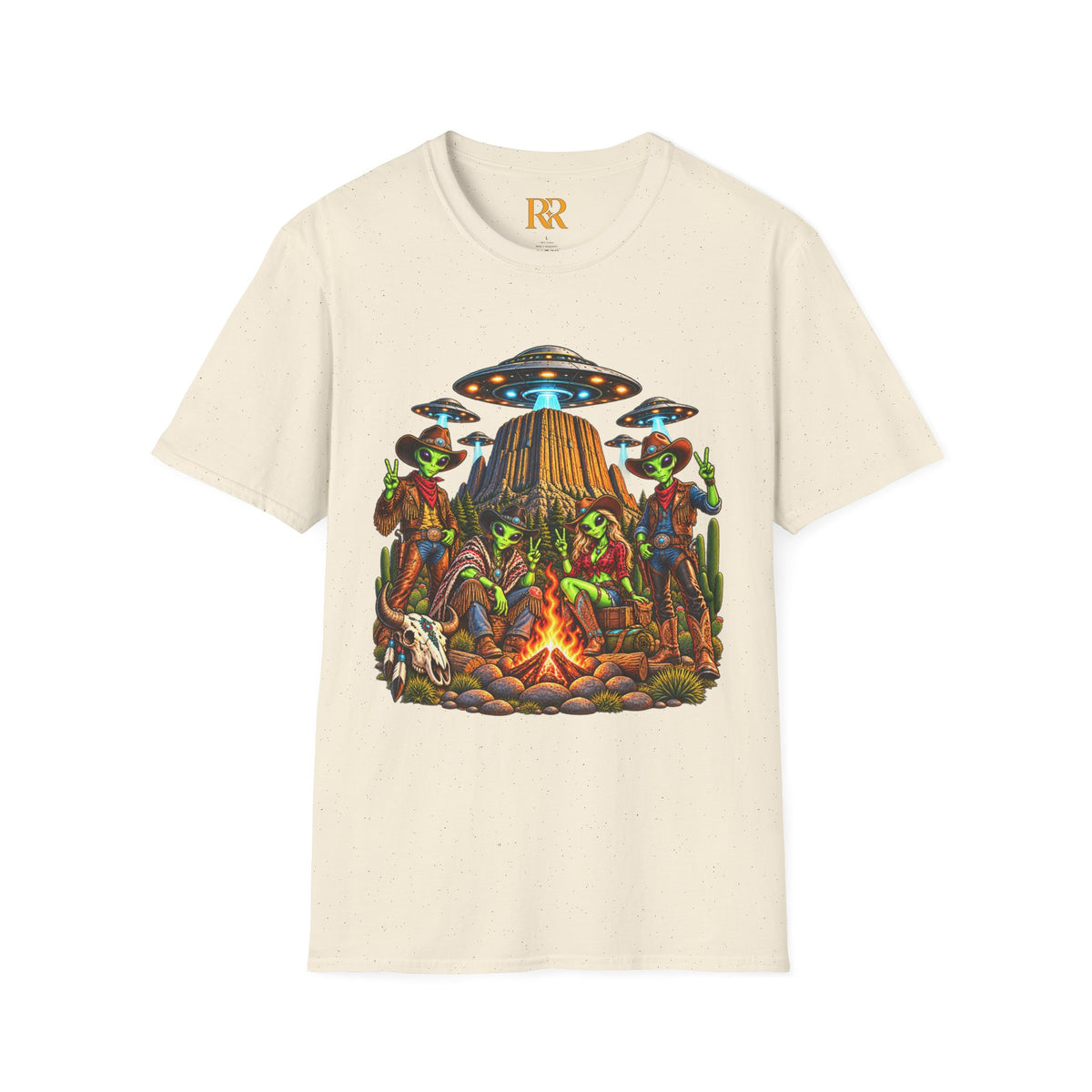 Alien Campfire UFO T-Shirt – Retro Space Adventure Graphic Tee
