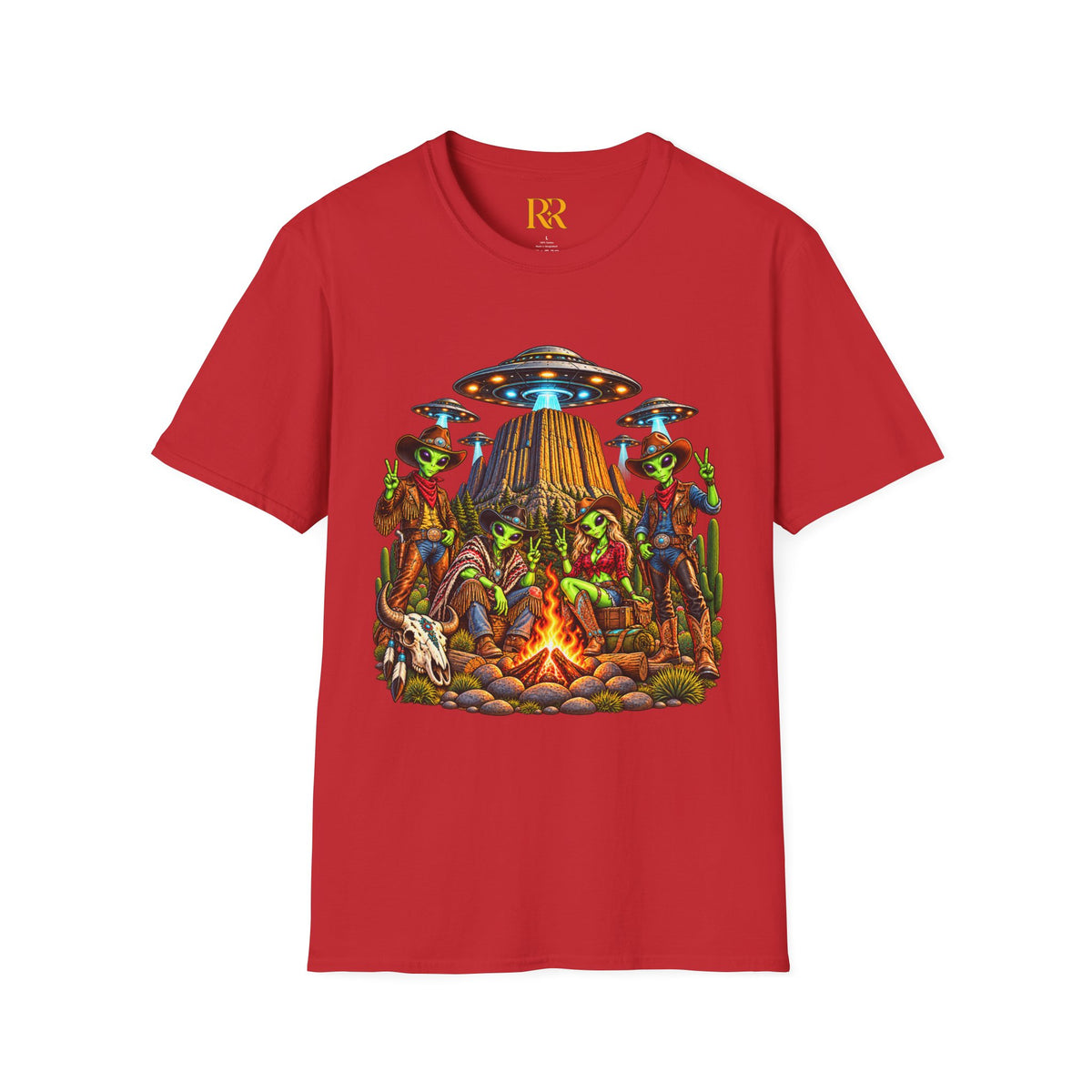 Alien Campfire UFO T-Shirt – Retro Space Adventure Graphic Tee